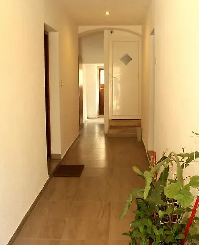 Remy 아파트 풀라